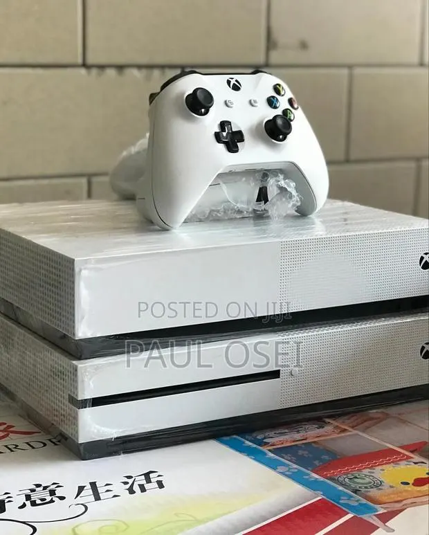 Xbox One S With 5 Games Installed · Photo 1