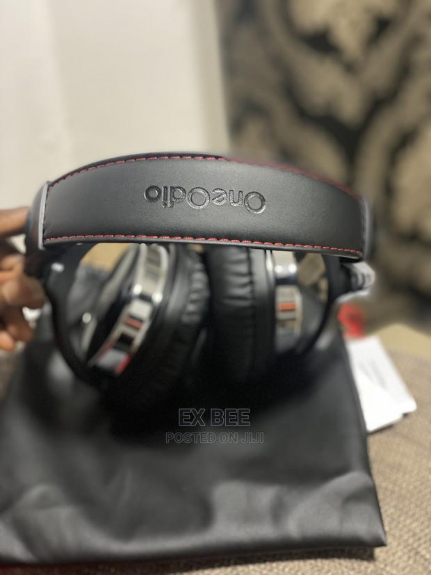 Oneaudio Studio Pro Headphones · Photo 2