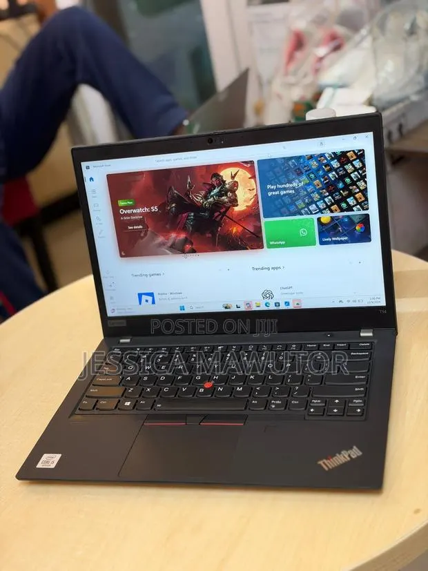 Laptop Lenovo 16GB Intel Core i5 SSD 256GB · Photo 1
