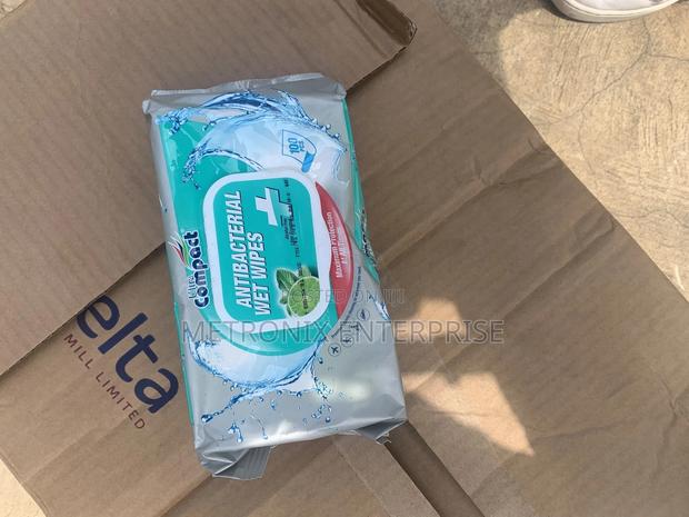 Ultra Compact Antibacterial Wipes,12packs/100sheets · Photo 4