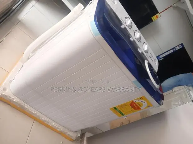 Westpool Quick Clean 4kg Compact Washing Machine · Photo 1