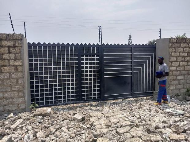 Main Gate Steel · Photo 1