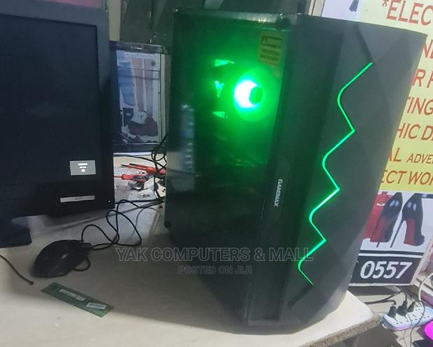 New Server 16GB Intel Core I7 HDD+SSD 1T · Photo 4