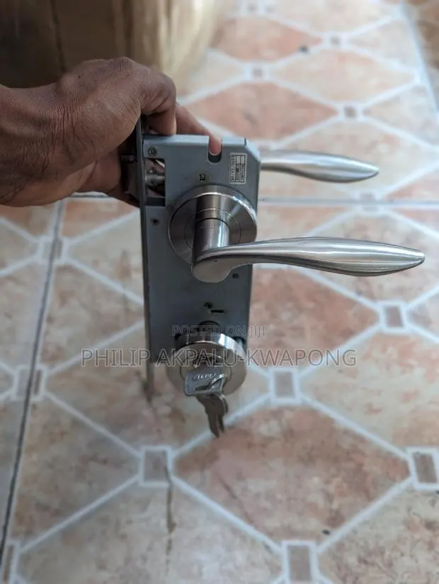Door Lock S310 Keys · Photo 1