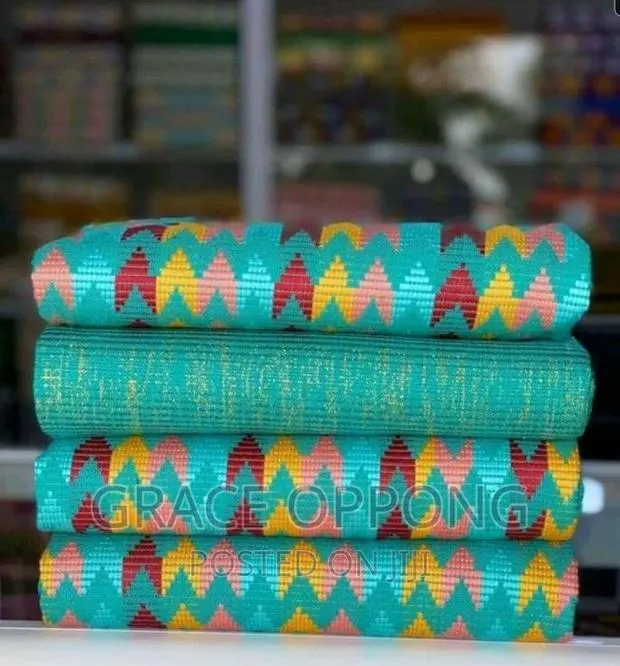 Gracie Bonwire Kente Clothing · Photo 1