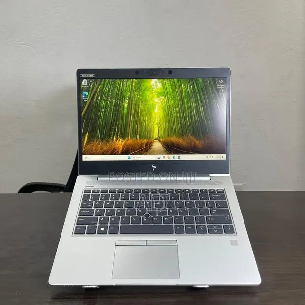 Laptop HP EliteBook 830 G5 8GB Intel Core i5 SSD 256GB · Photo 1