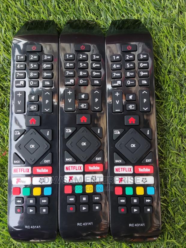 Hitachi Smart Android TV Remote · Photo 1