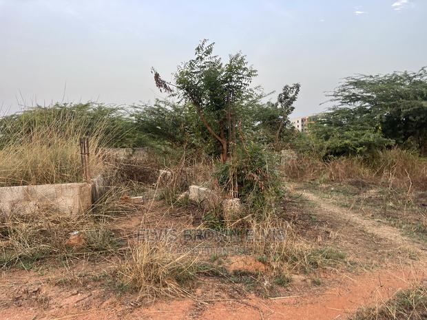 Swap Your Car With a Plot of Land for Sale at Trasacco · Photo 2