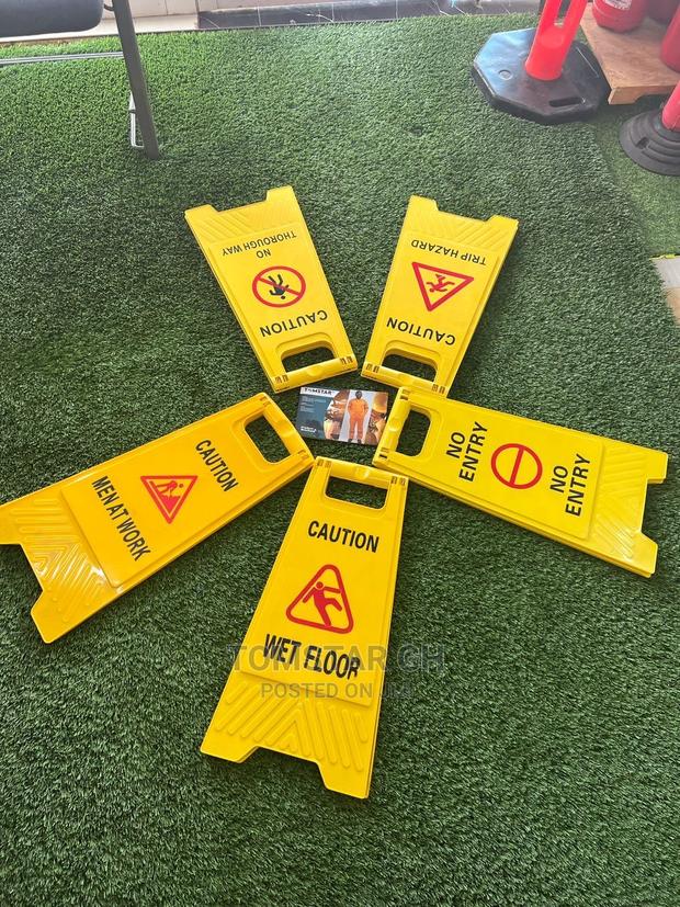 Wet Floor Safety Signage A Shape · Photo 1