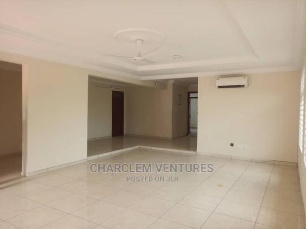 3bdrm House in East Legon for Rent · Photo 4