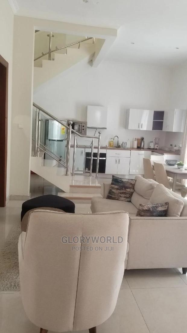 Furnished 2bdrm Apartment in Labone for rent · Photo 2