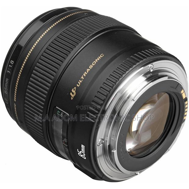 Brand New 85mm Lens USM · Photo 1