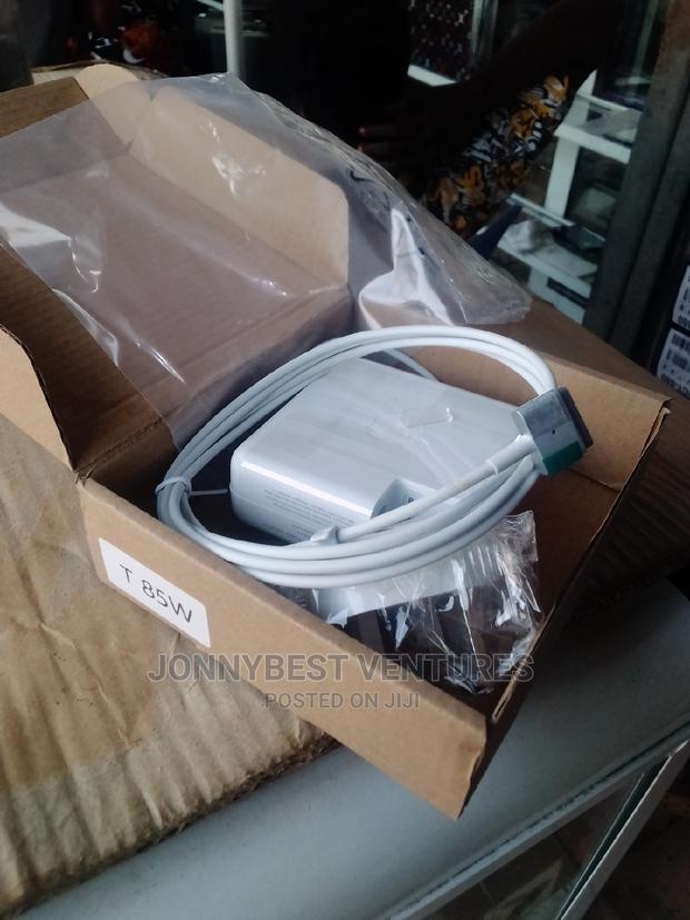 Apple Air Macbook Laptop Charger · Photo 2