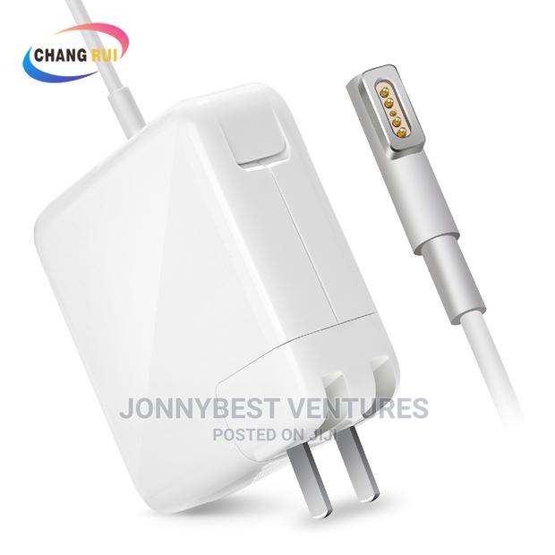 Apple Charger Macbook Pro · Photo 1