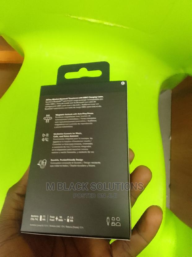 Beats Flex Headphones · Photo 2