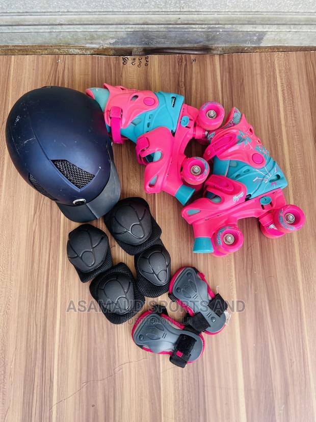 Skating Shoes at Cool Price · Photo 7