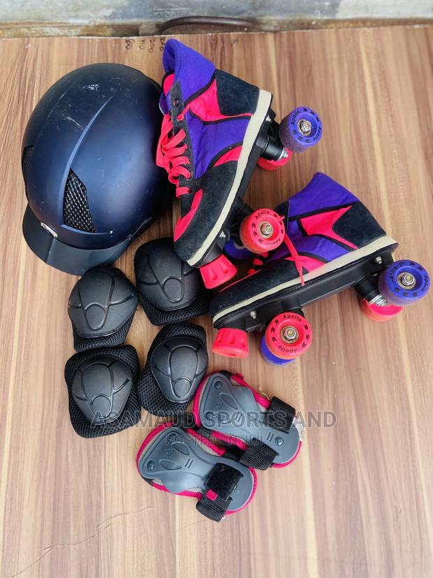 Skating Shoes at Cool Price · Photo 2
