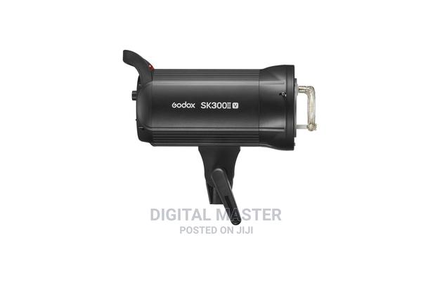 Godox SK300IIV Professional Studio Flash · Photo 1