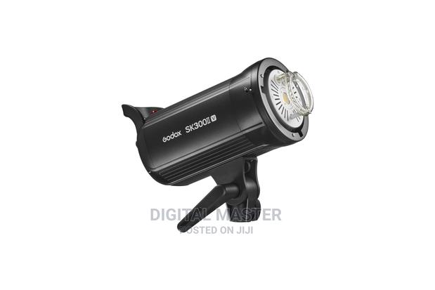 Godox SK300IIV Professional Studio Flash · Photo 2