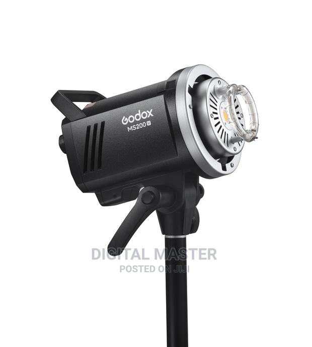 Godox Ms300v Compact Studio Flash · Photo 2