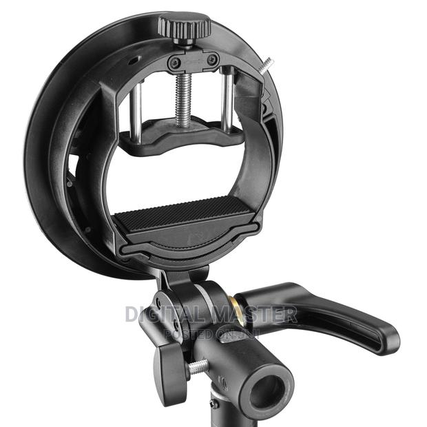 Godox S2 Speedlite Bracket for Bowens Mount · Photo 6