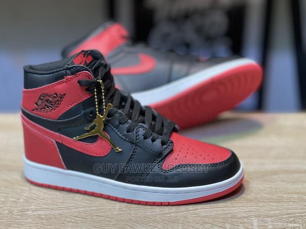 Air Jordan 1 Hight Top · Photo 3