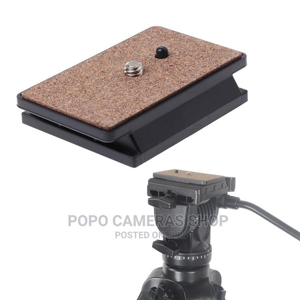 Tripod Quick Release Plate · Photo 1