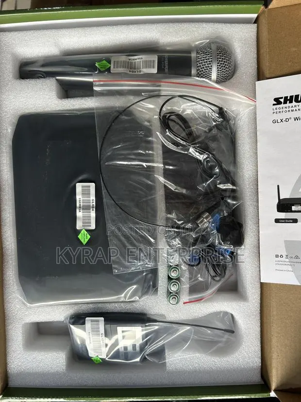 Shure Glxd4 3 in 1 Microphone · Photo 1