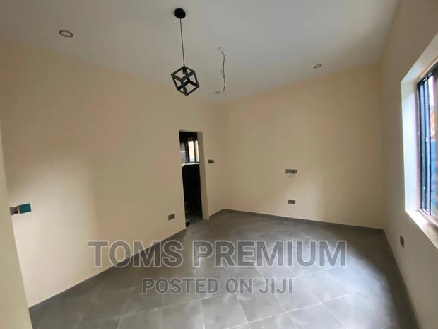 3bdrm Duplex in Botwe for Rent · Photo 8