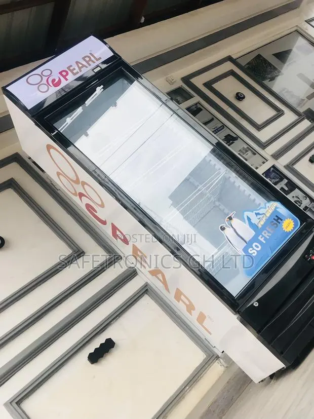 Most Unique 300 Liter Pearl Display PVC 352 1 Door · Photo 1