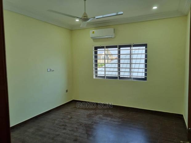 4bdrm Duplex in Dr, Tema Metropolitan for Rent · Photo 7