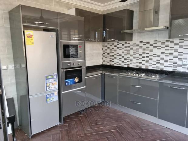 4bdrm Duplex in Dr, Tema Metropolitan for Rent · Photo 3
