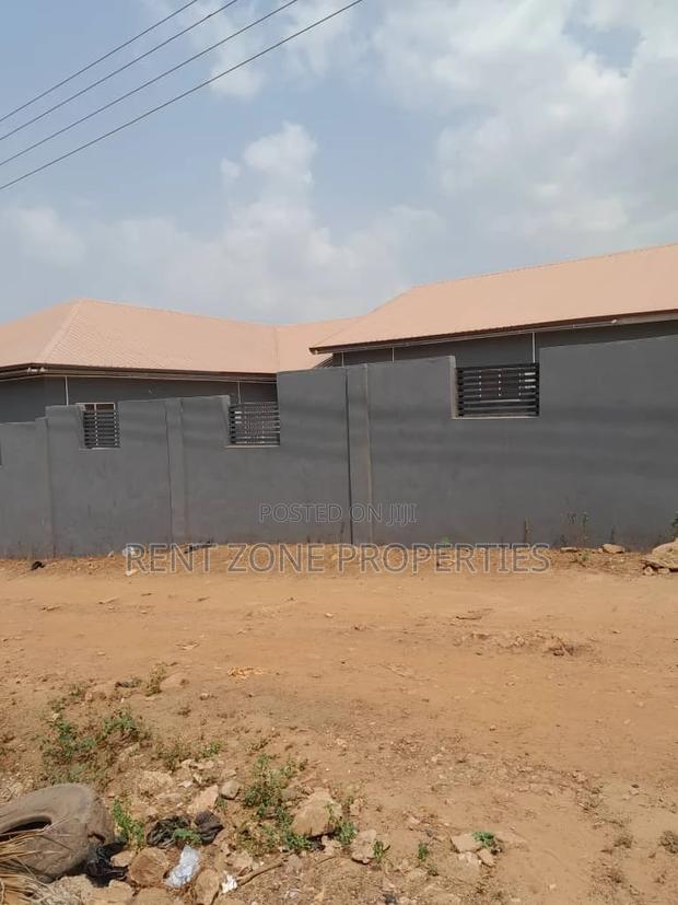 1bdrm Apartment in Ofankor for rent · Photo 4