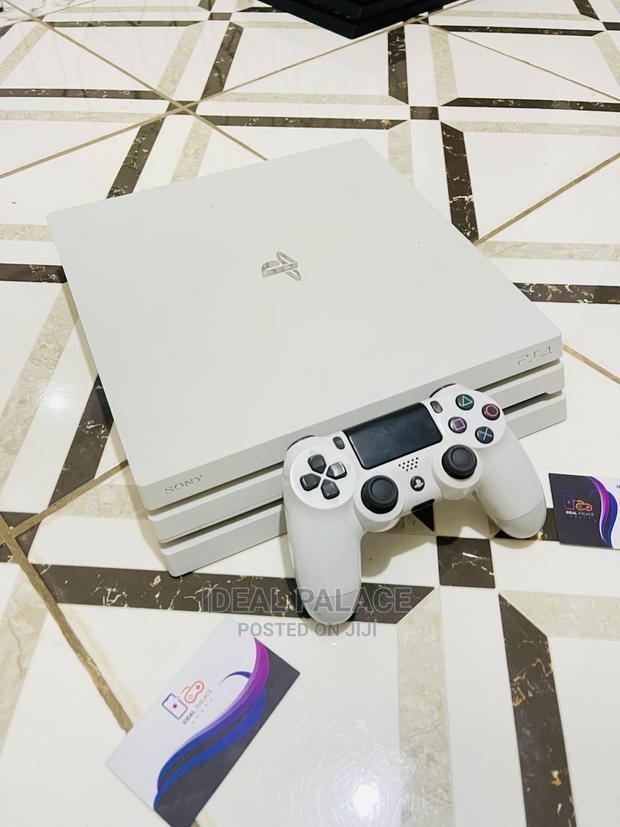 Limited White Pro With 10 Games · Photo 2