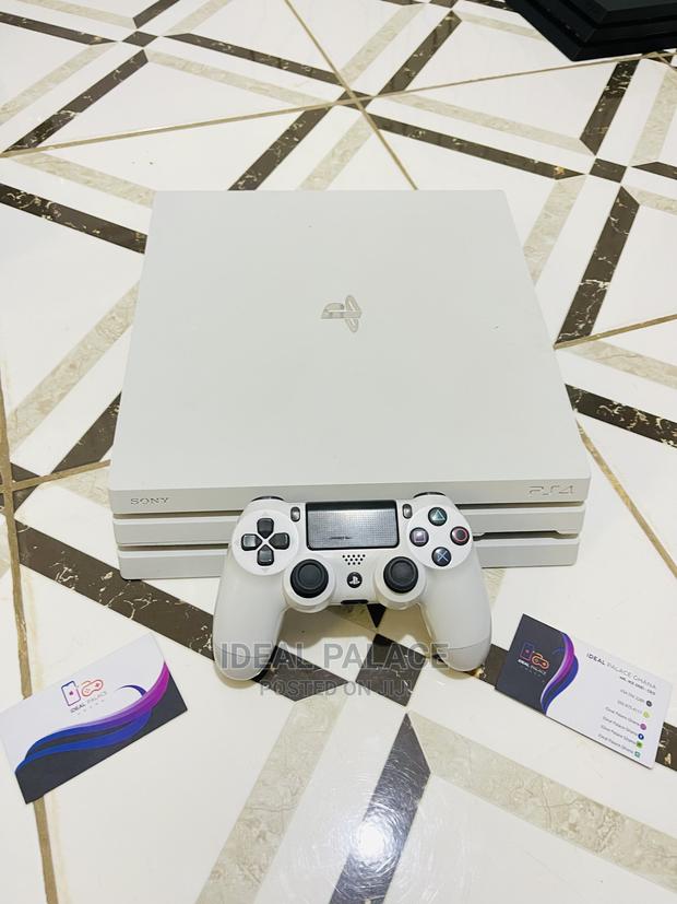 Limited White Pro With 10 Games · Photo 1