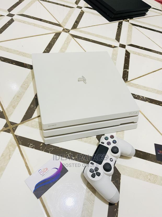 Limited White Pro With 10 Games · Photo 3