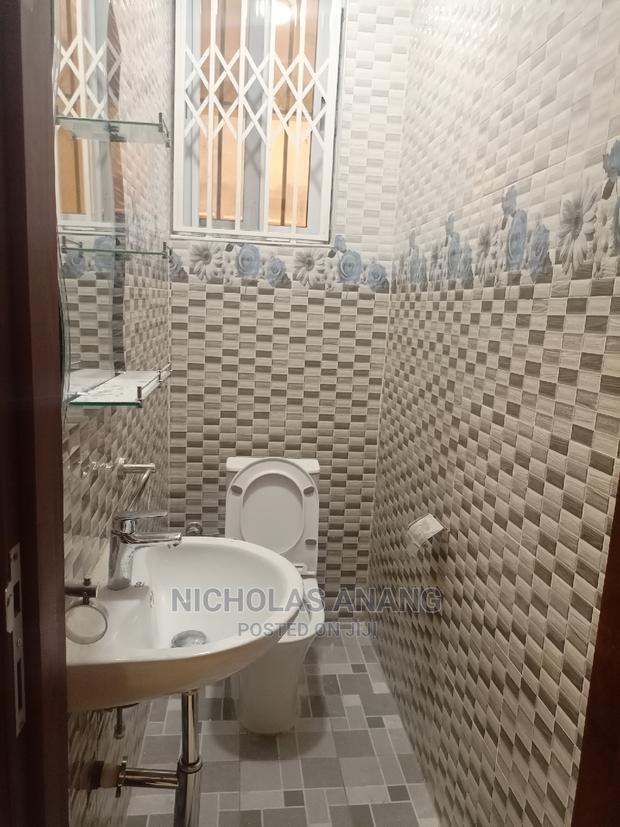 2bdrm Apartment in Dorns Properties, New Town for rent · Photo 3