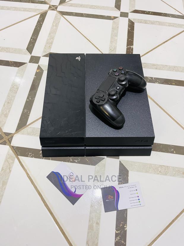 Black Ps4 Fat With Games · Photo 3