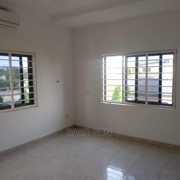 3bdrm Duplex in Dr Roko, The Mall for rent · Photo 6