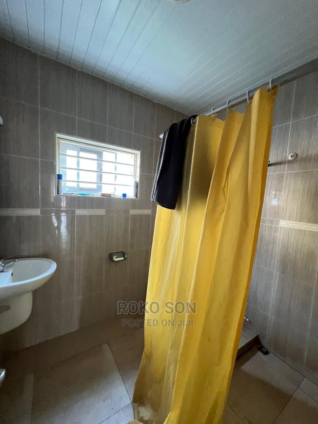 4bdrm Duplex in Dr Roko, East Legon for Rent · Photo 4