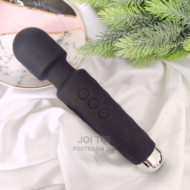 Vibrator Wand Massager · Photo 1