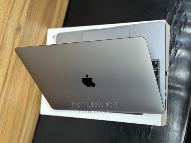 Laptop Apple MacBook Pro 8GB Apple M2 SSD 256GB · Photo 5