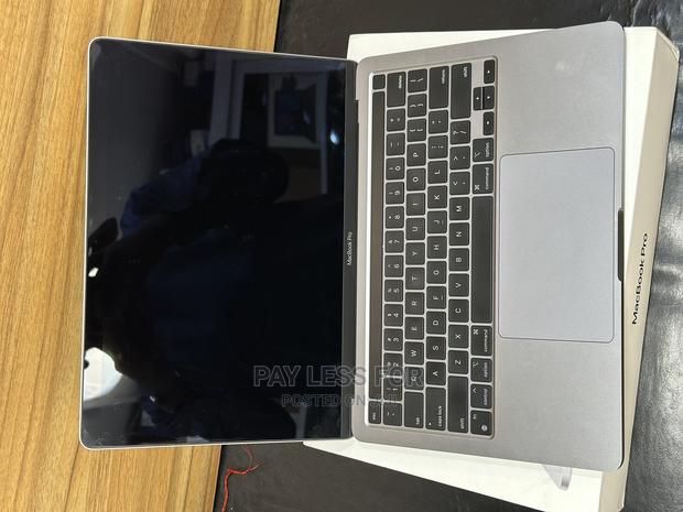 Laptop Apple MacBook Pro 8GB Apple M2 SSD 256GB · Photo 1