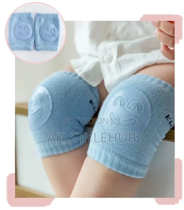 Baby Knitted Crawl Knee Pad · Photo 1