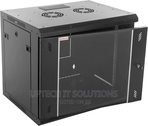 4u Wall Mounted Rack · Photo 1