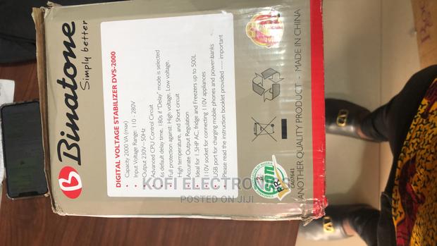 Metered Display Binatone 2000W Digital Automatic Voltage · Photo 1