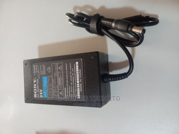 24V 3A AC Adapter · Photo 2