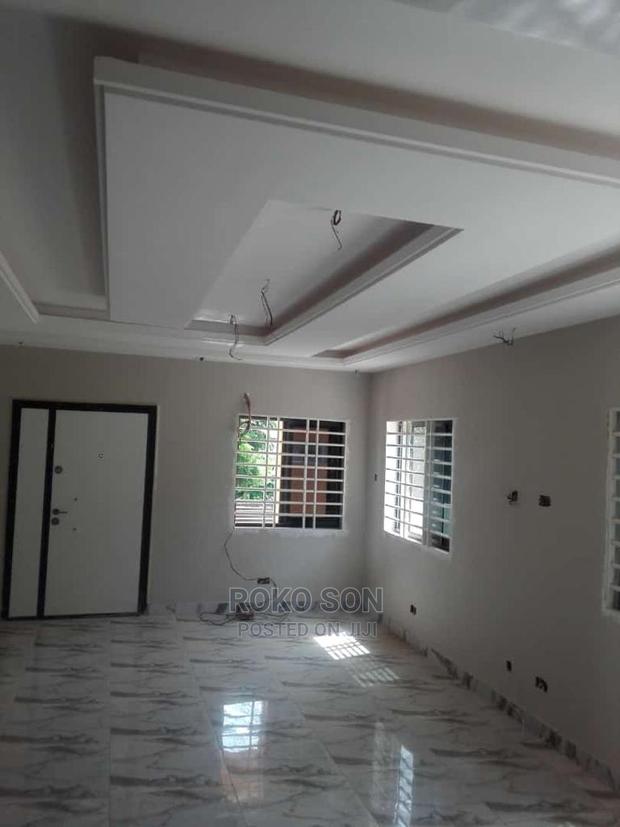 3bdrm Duplex in Dr Roko, Adenta for sale · Photo 2