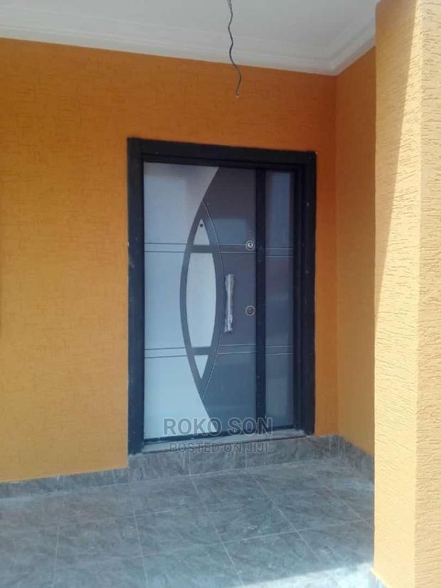 3bdrm Duplex in Dr Roko, Adenta for sale · Photo 5