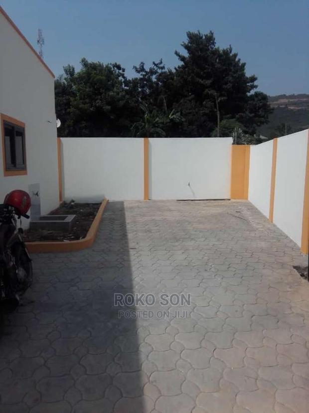 3bdrm Duplex in Dr Roko, Adenta for sale · Photo 8